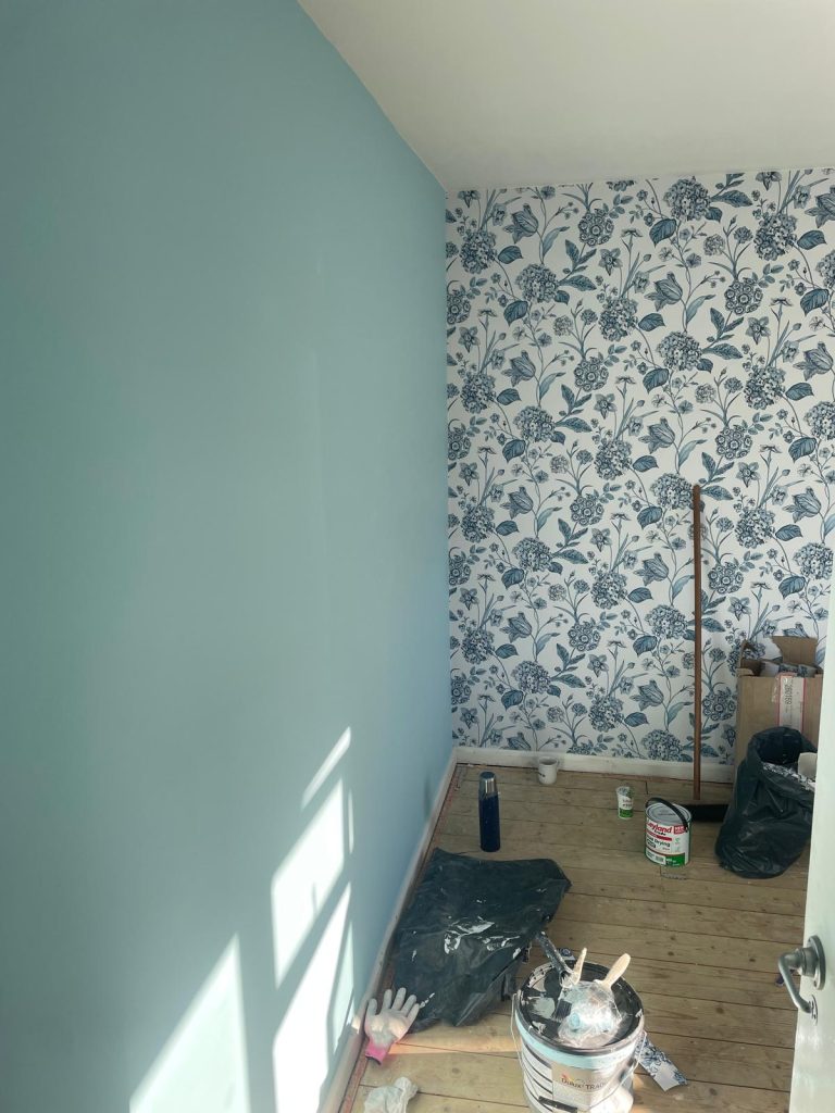 Painters and Decorators in Wormley