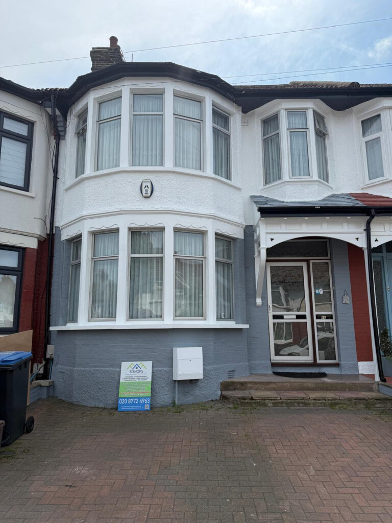 Painters and Decorators in Waltham Cross